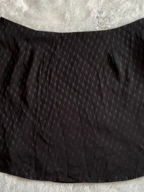 Forever 21 Black Dark Pattern Short Skirt